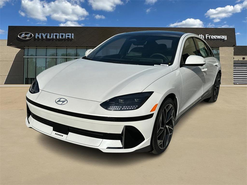 2025 Hyundai IONIQ 6 Sedan 