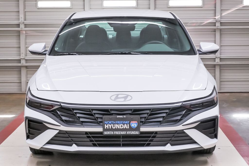 Certified 2026 Hyundai Elantra SE Sedan