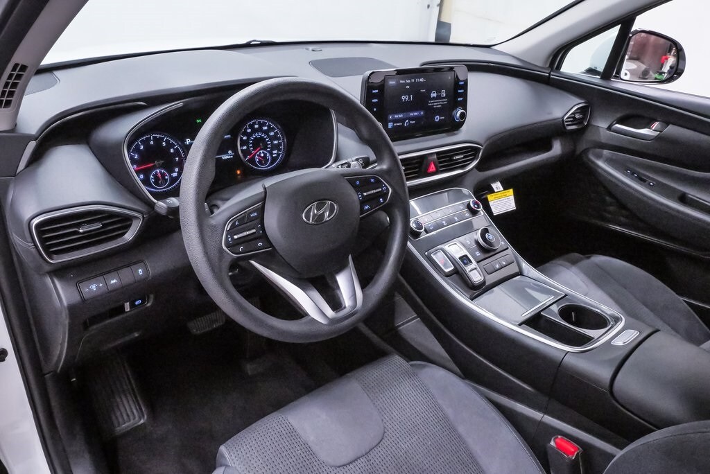 2021 Hyundai Santa Fe SEL photo 2