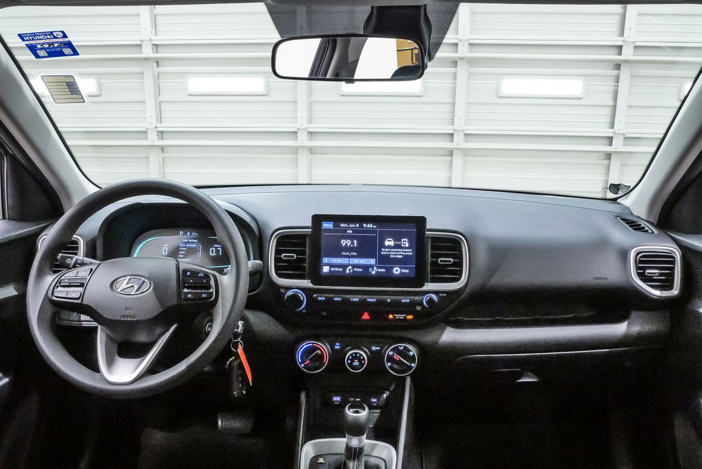 2024 Hyundai Venue SE - Photo 15