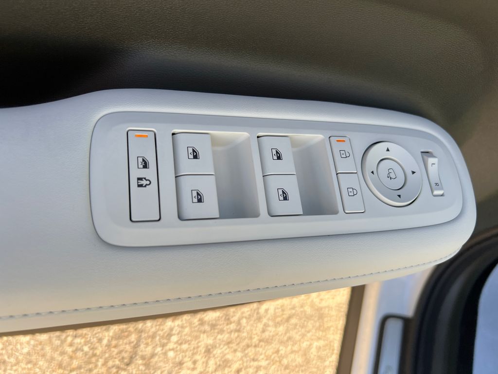 2025 Hyundai Santa Fe Calligraphy - Photo 18