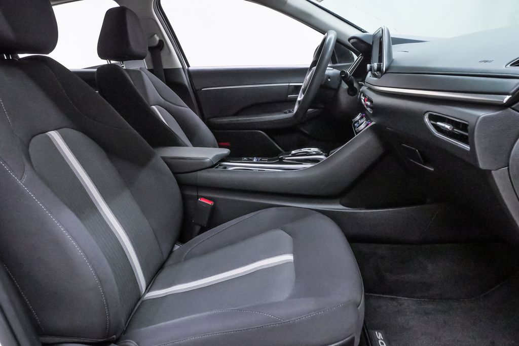2022 Hyundai Sonata SEL - Photo 13
