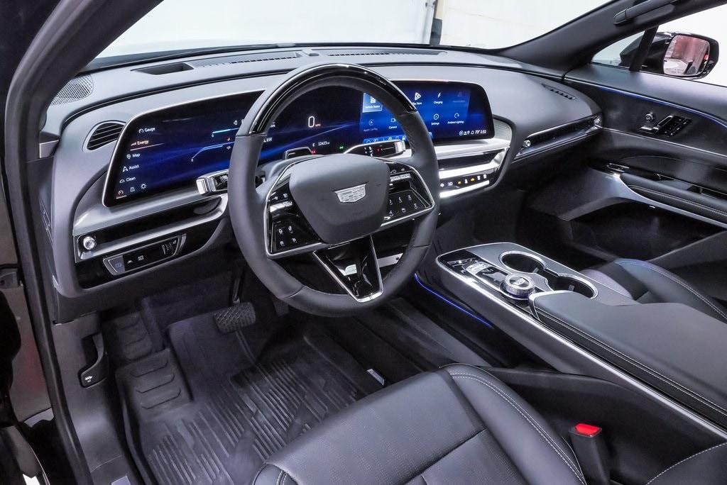 Used 2025 Cadillac LYRIQ Sport 2 with VIN 1GYKPWRKXSZ318017 for sale in Spring, TX