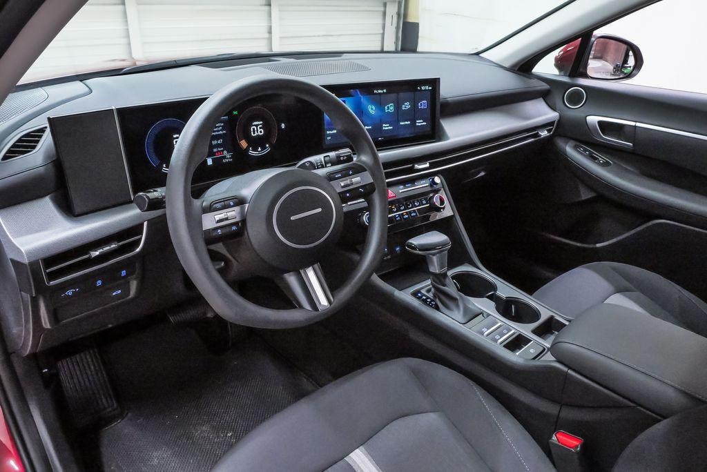 New 2026 Hyundai Sonata SE Sedan