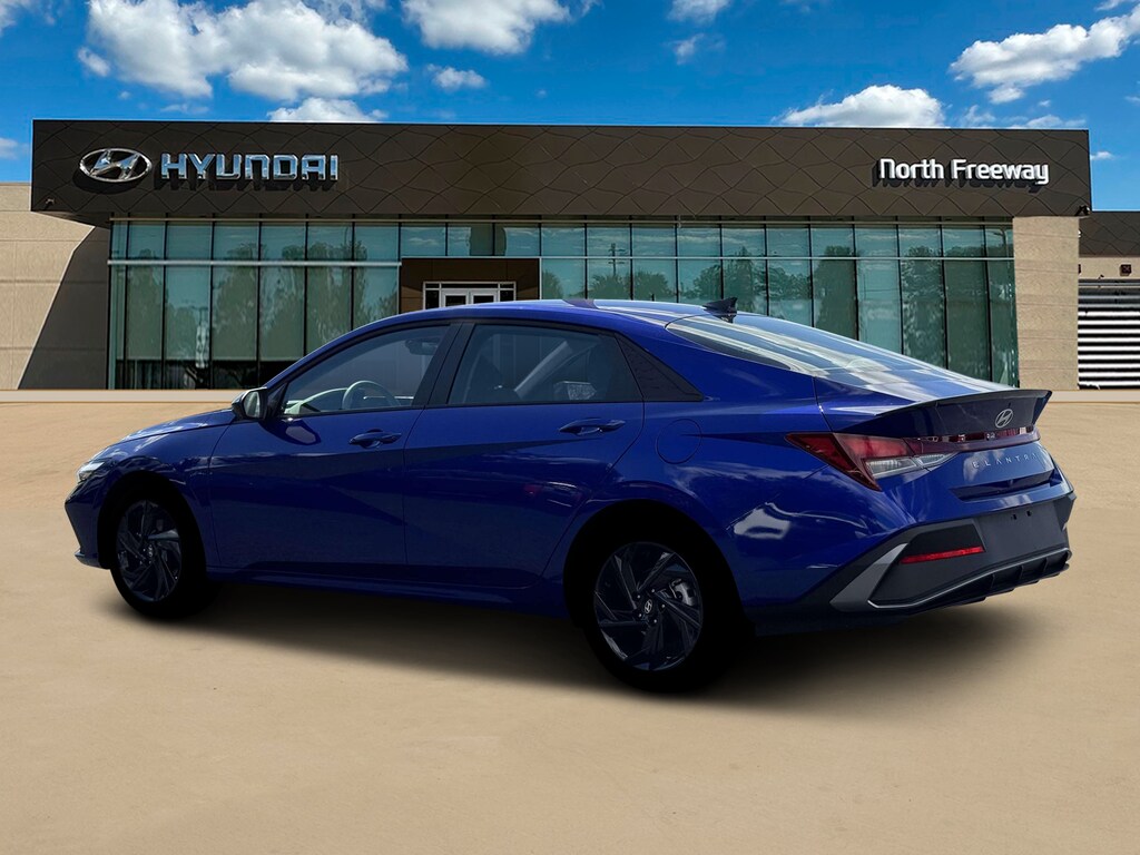 New 2026 Hyundai Elantra SEL Sport Sedan