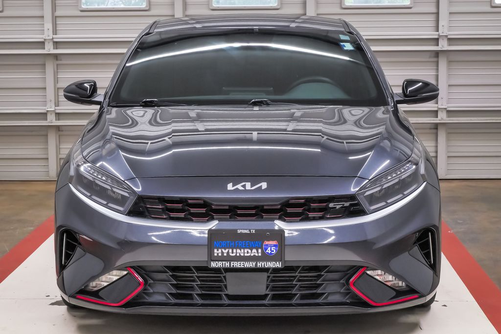 2023 Kia Forte GT - Photo 4