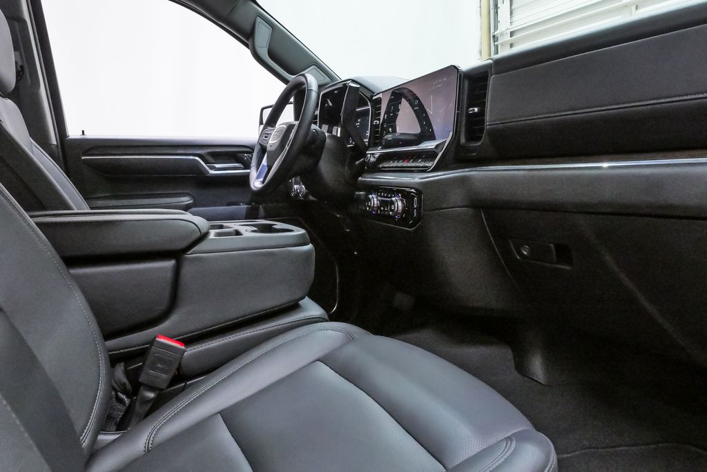 2025 GMC Sierra 1500 SLT - Photo 12
