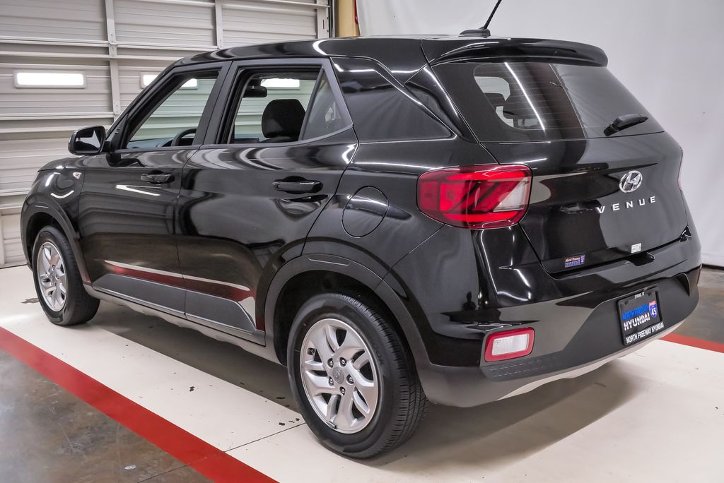 2024 Hyundai Venue SE - Photo 8