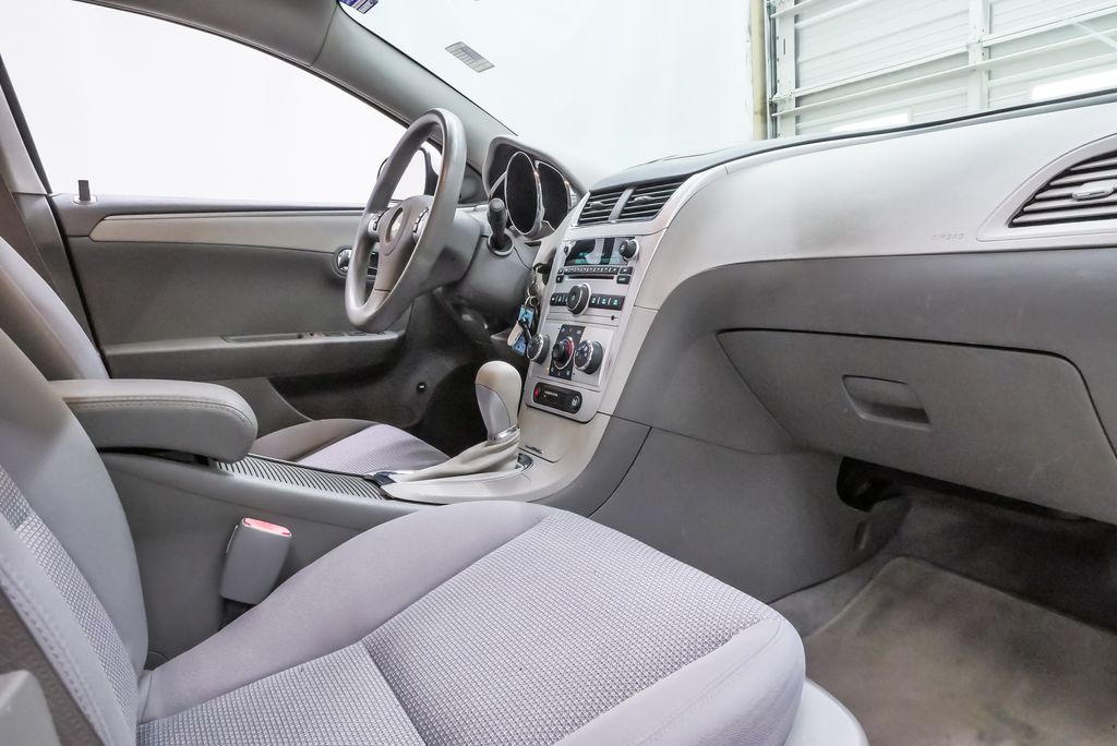 2009 Chevrolet Malibu 1LT - Photo 12