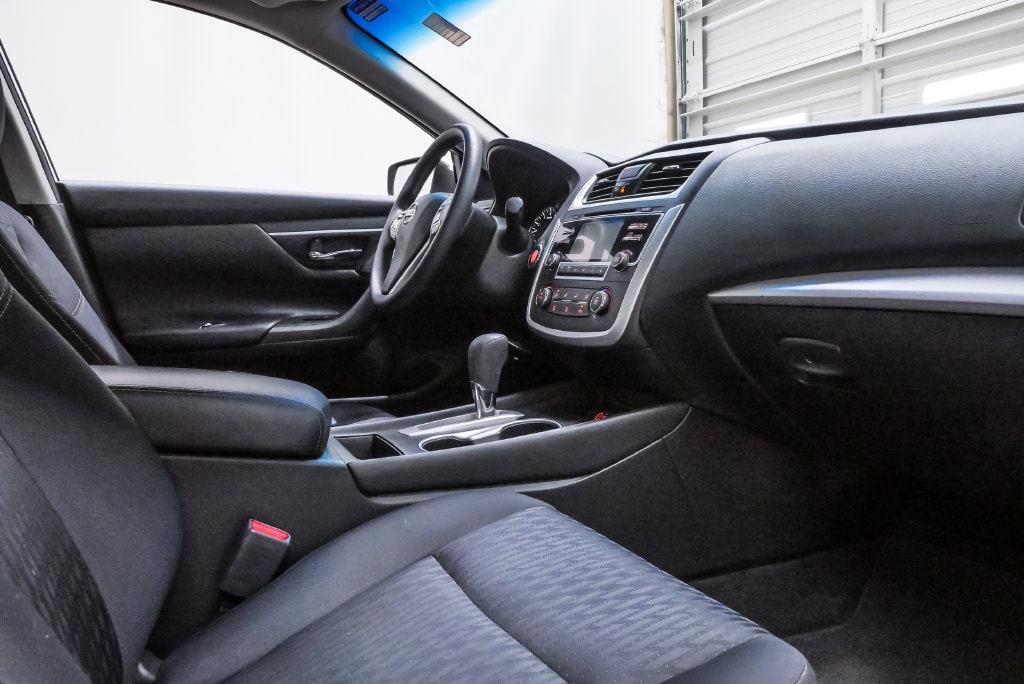 2018 Nissan Altima S - Photo 12