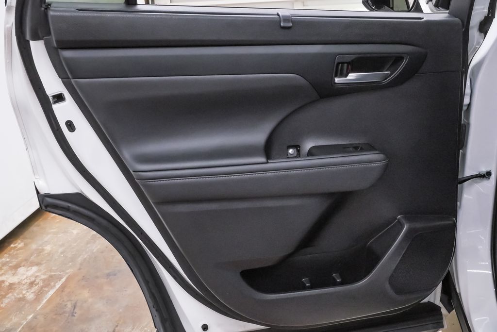 2021 Toyota Highlander XSE - Photo 28
