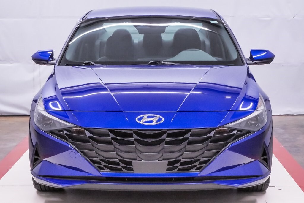 Used 2023 Hyundai Elantra SEL Sedan