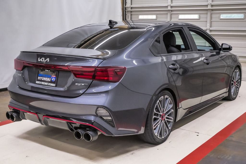 2023 Kia Forte GT - Photo 6