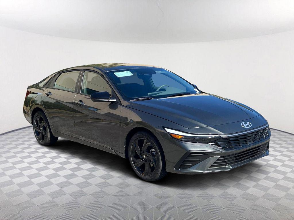 New 2026 Hyundai Elantra SEL Sport Sedan