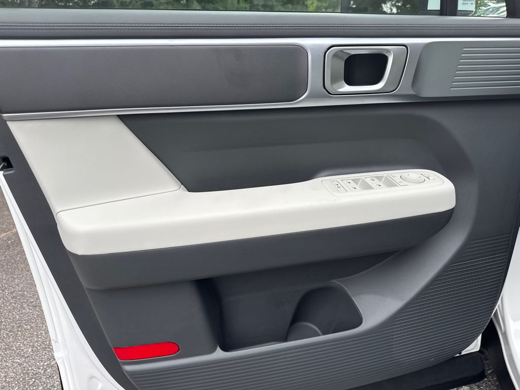 2026 Hyundai Santa Fe SE - Photo 10