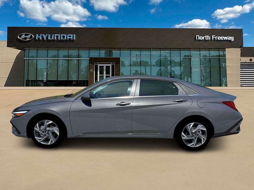 New 2026 Hyundai Elantra Limited Sedan