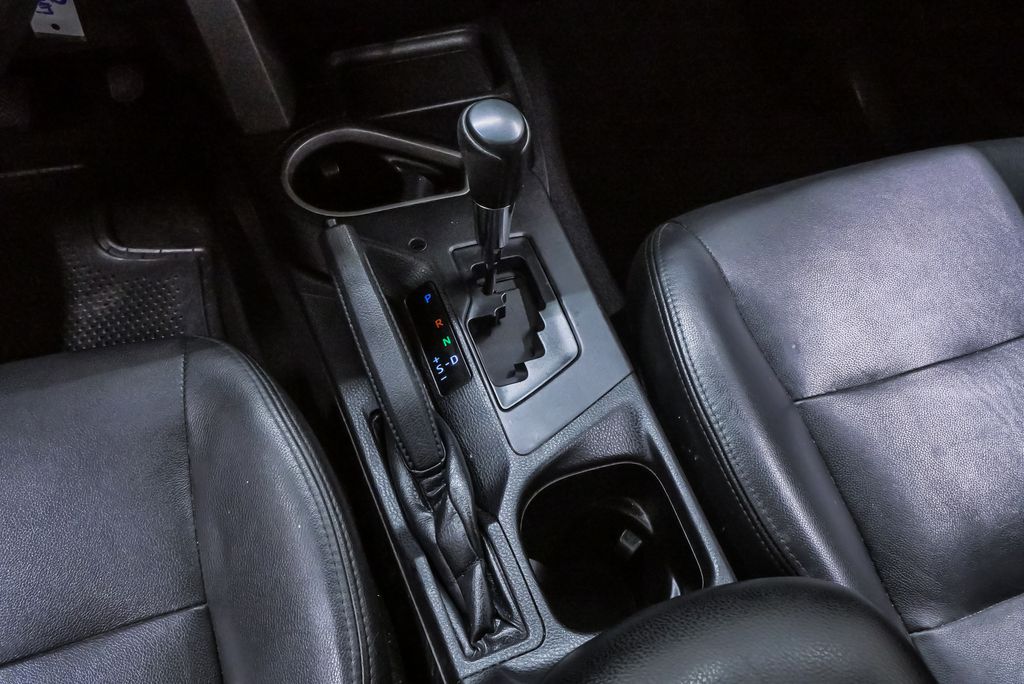 2016 Toyota RAV4 LE - Photo 17