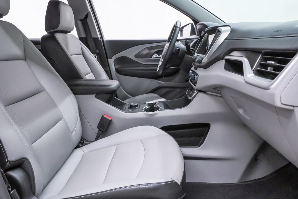 2023 GMC Terrain SLT - Photo 13