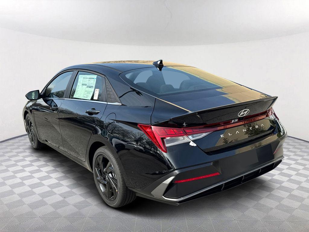 New 2026 Hyundai Elantra SEL Sport Sedan