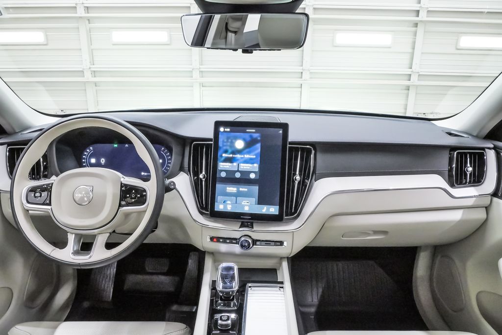 2026 Volvo XC60 Ultra - Photo 16