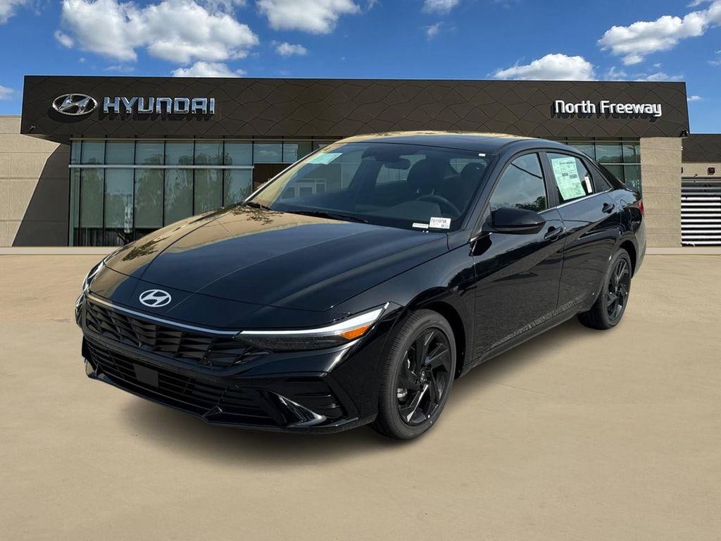 New 2026 Hyundai Elantra SEL Sport Sedan