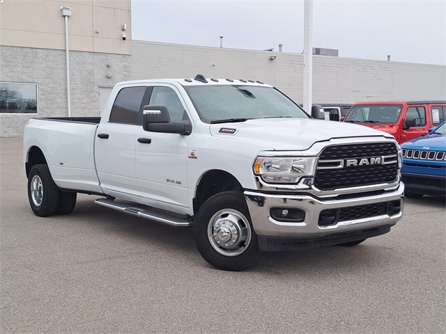 2024 RAM Ram 3500 Pickup Big Horn's photo