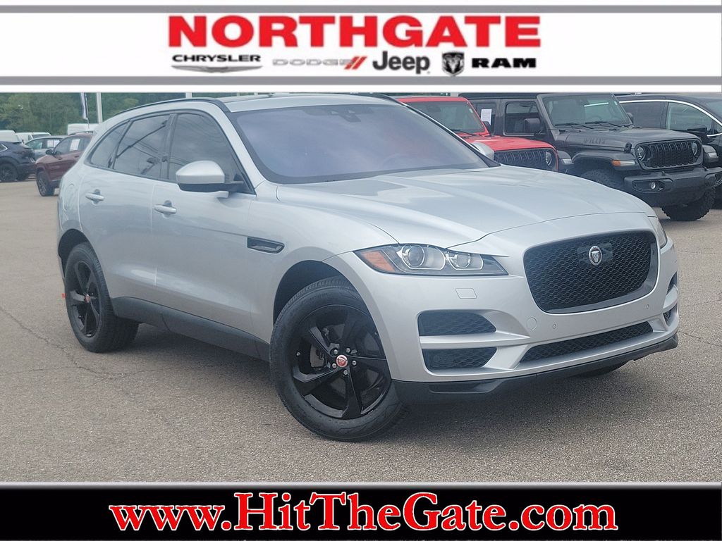 2020 Jaguar F-PACE 25t Prestige AWD's photo
