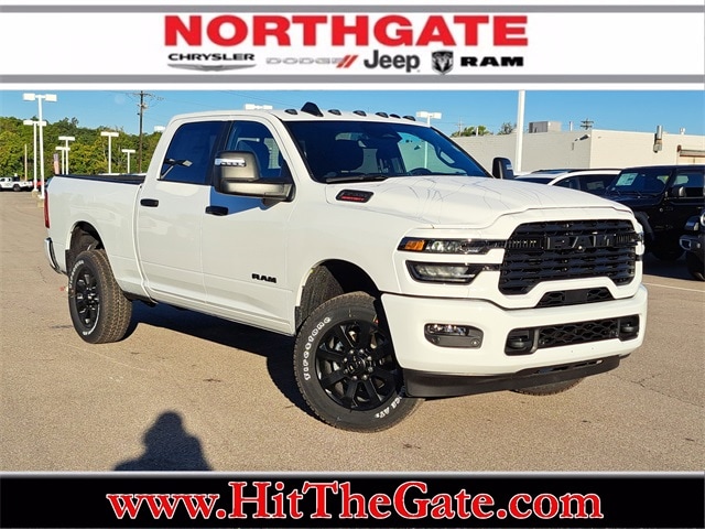 2026 RAM Ram 3500 Pickup Big Horn's photo