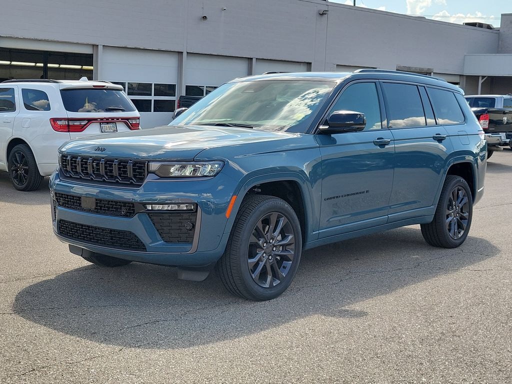 New 2026 Jeep Grand Cherokee L Limited Reserve 4x4 Sport Utility