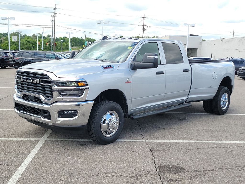 New 2026 Ram 3500 Tradesman 4x4 Crew Cab 8' Box Pickup