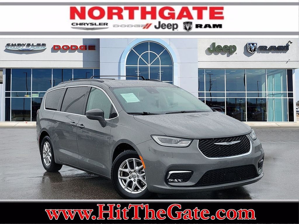 Used 2022 Chrysler Pacifica Touring L Minivan/Van