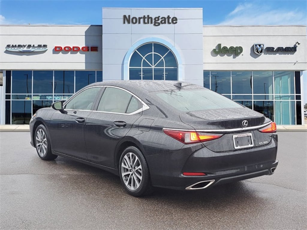 Used 2022 Lexus ES Sedan