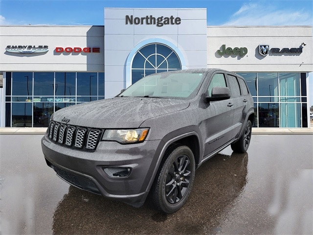 Used 2021 Jeep Grand Cherokee Laredo X with VIN 1C4RJFAG1MC728014 for sale in Cincinnati, OH