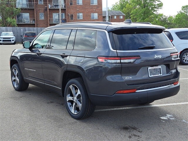 2025 Jeep Grand Cherokee L photo 3