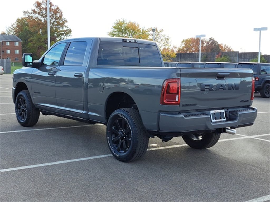 New 2026 Ram 2500 LARAMIE CREW CAB 4X4 6'4 BOX Pickup