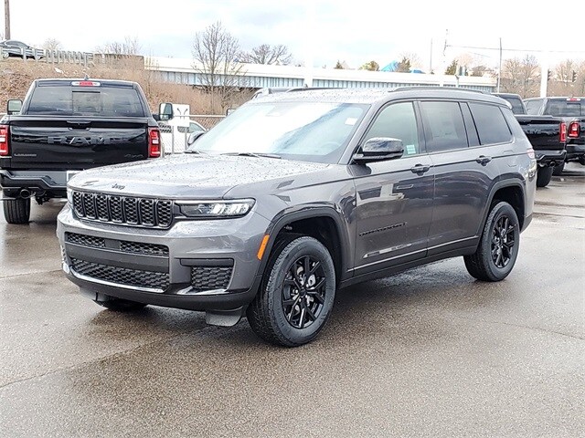 2025 Jeep Grand Cherokee Altitude X photo 2