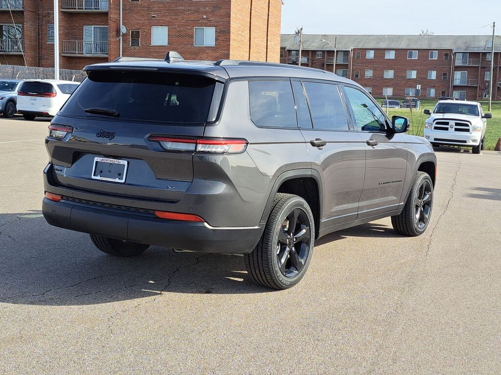 New 2025 Jeep Grand Cherokee L L ALTITUDE X 4X4 Sport Utility