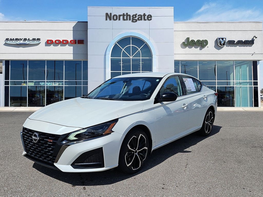 Used 2025 Nissan Altima SR AWD Sedan