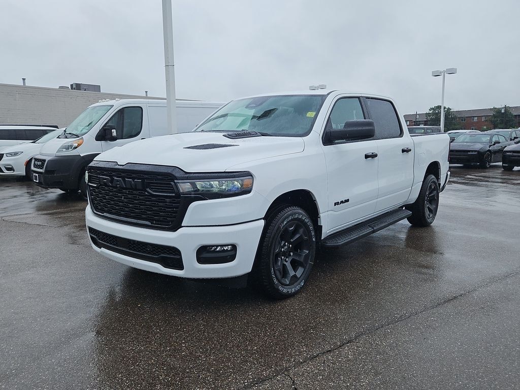 New 2026 Ram 1500 Express 4x4 Crew Cab 5'7" Box Pickup