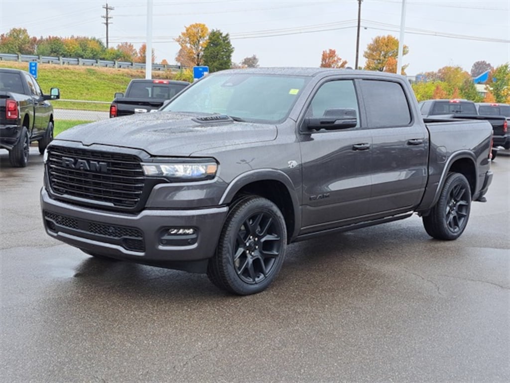 New 2026 Ram 1500 LARAMIE CREW CAB 4X4 5'7 BOX Pickup