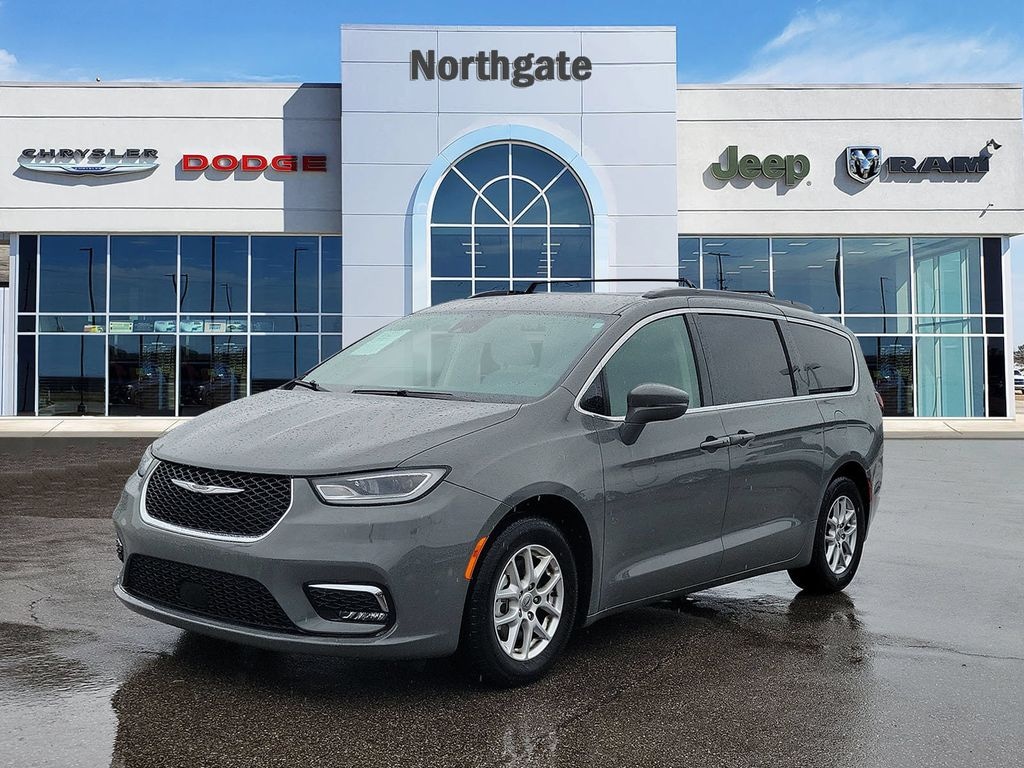 Used 2022 Chrysler Pacifica Touring L Minivan/Van