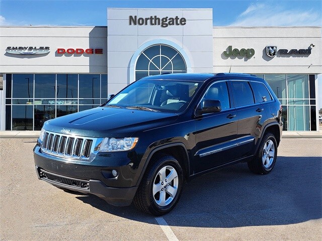 2012 Jeep Grand Cherokee Laredo photo 2