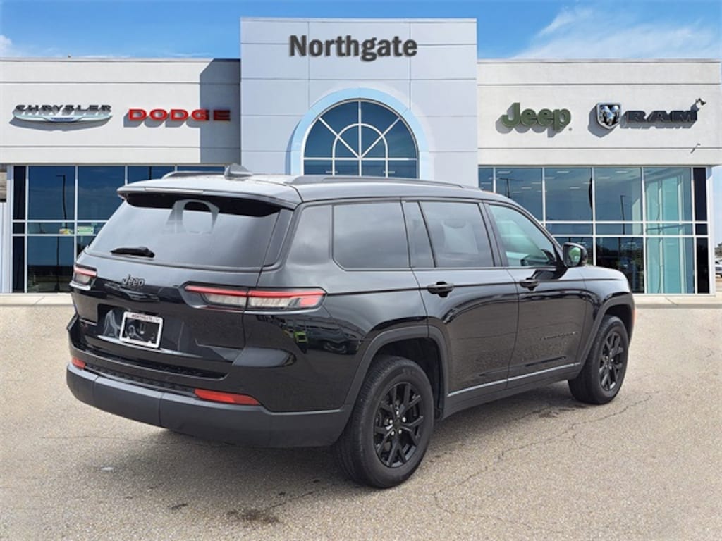 Used 2024 Jeep Grand Cherokee L Altitude 4x4 SUV