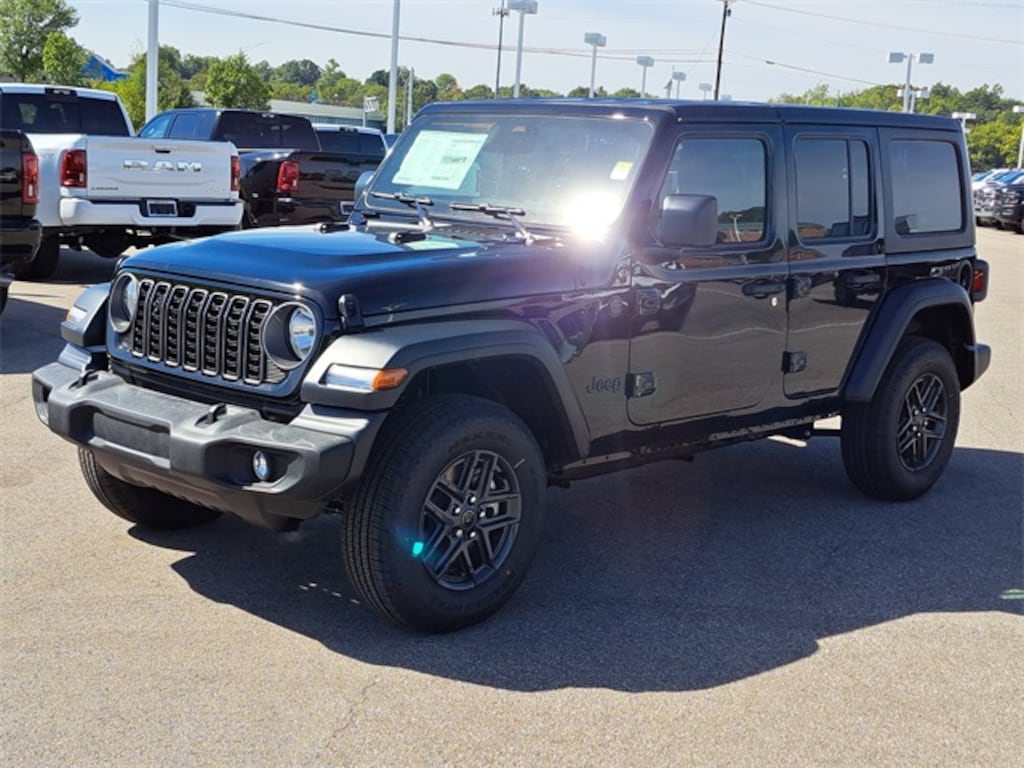 New 2026 Jeep Wrangler 4-DOOR SPORT S Sport Utility