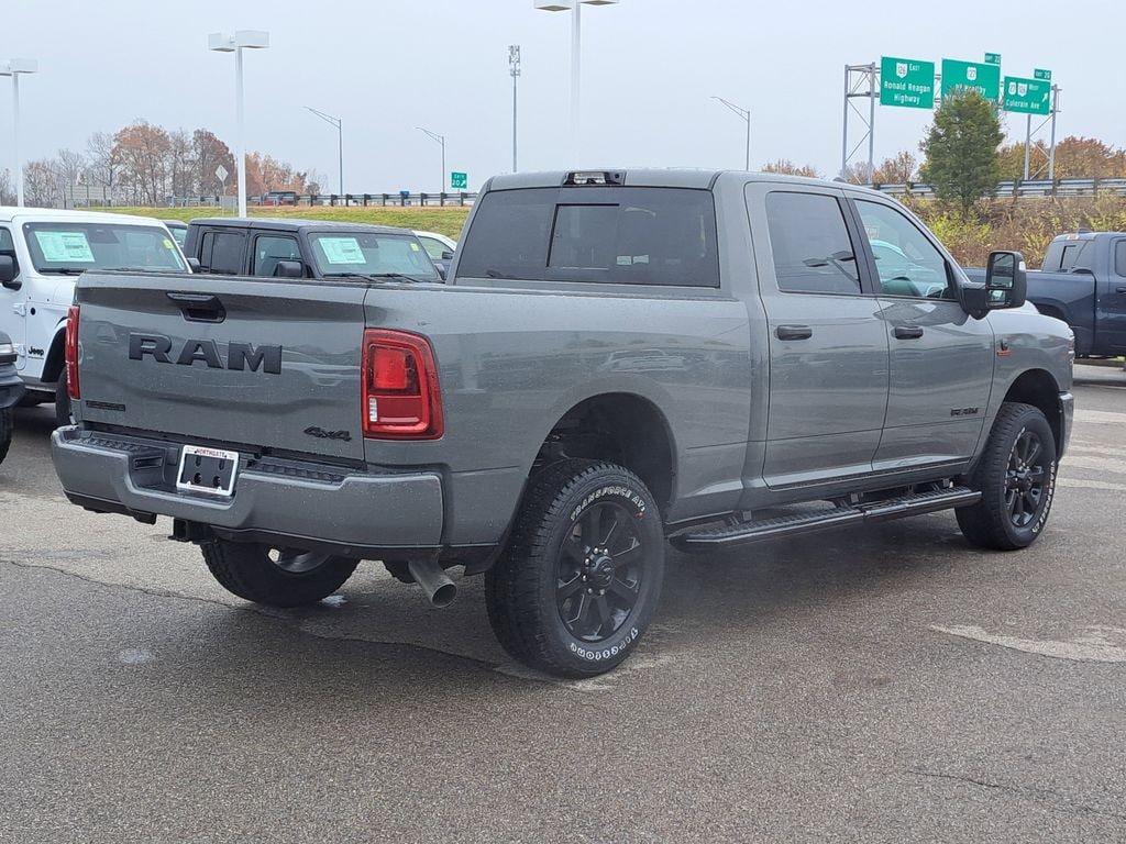New 2026 Ram 2500 BIG HORN CREW CAB 4X4 6'4 BOX Pickup