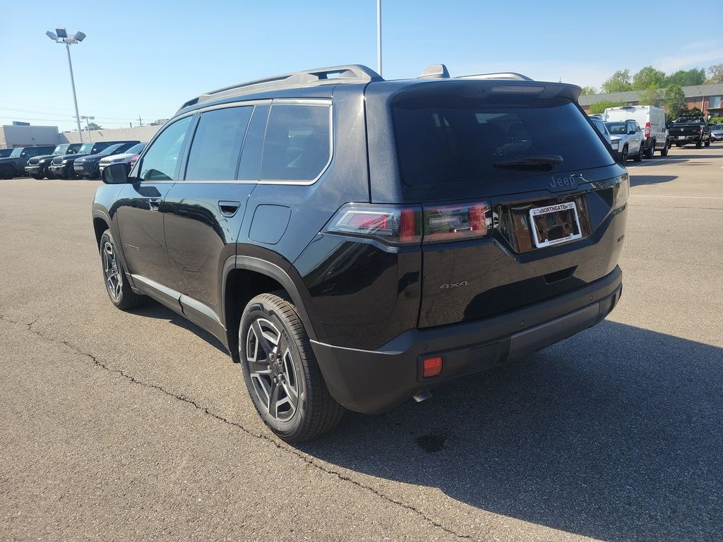 New 2026 Jeep Cherokee Laredo 4x4 Sport Utility