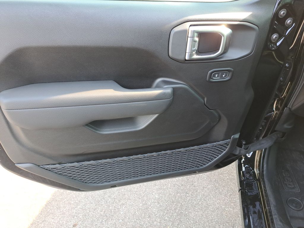 2026 Jeep Wrangler 2-Door Sport - Photo 17