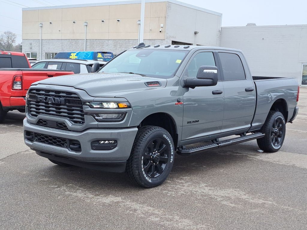 New 2026 Ram 2500 BIG HORN CREW CAB 4X4 6'4 BOX Pickup