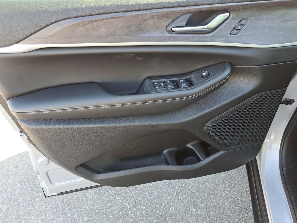 2025 Jeep Grand Cherokee Limited - Photo 20