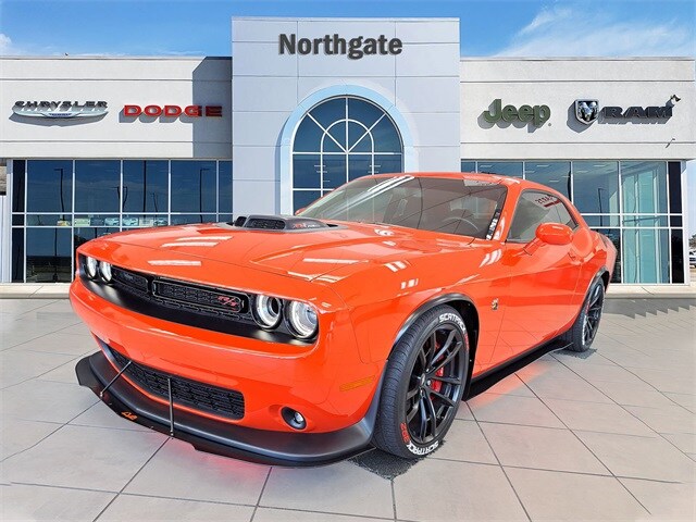 2021 Dodge Challenger R/T Scat Pack photo 2